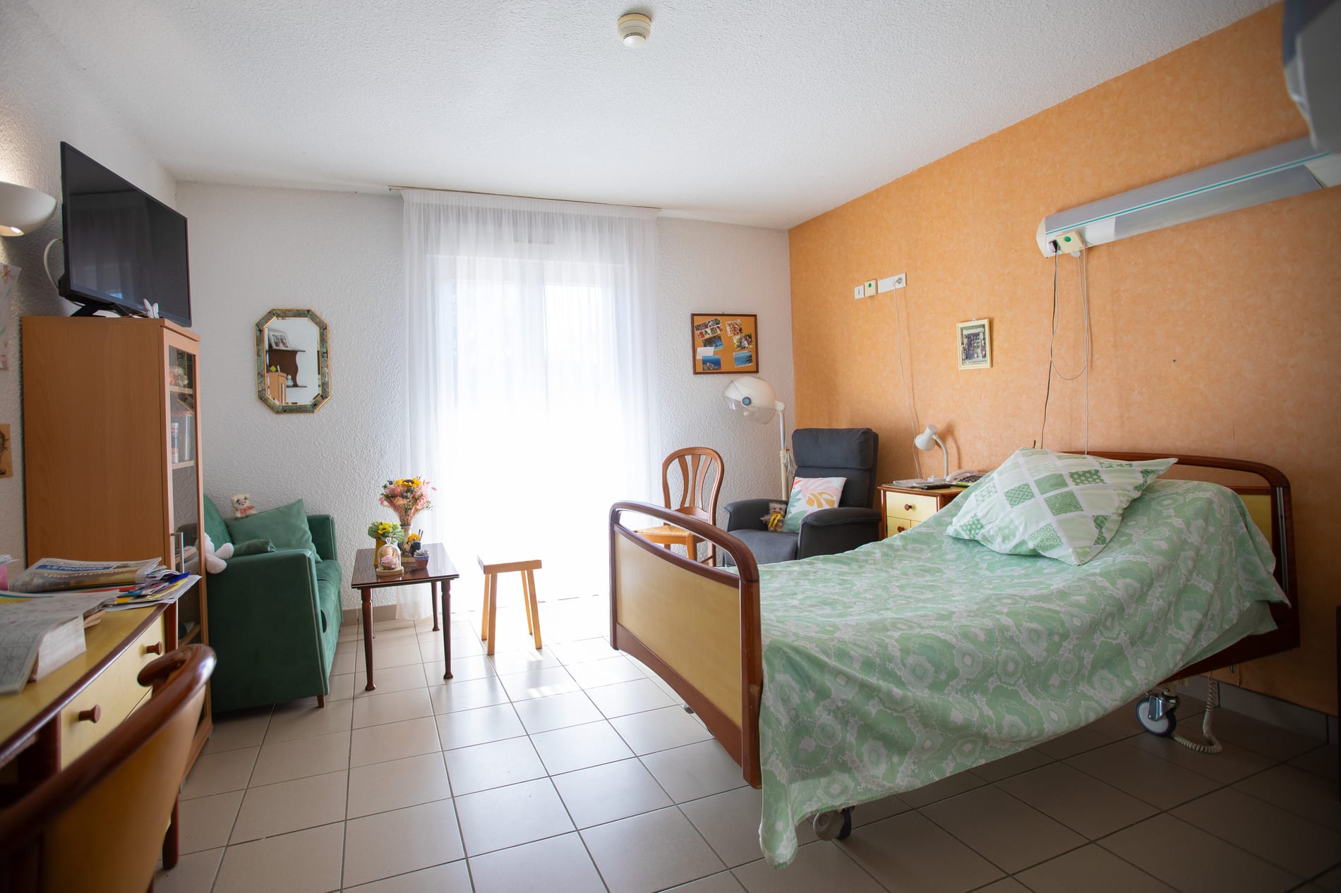 Chambre individuelle de l’EHPAD L’Alouette