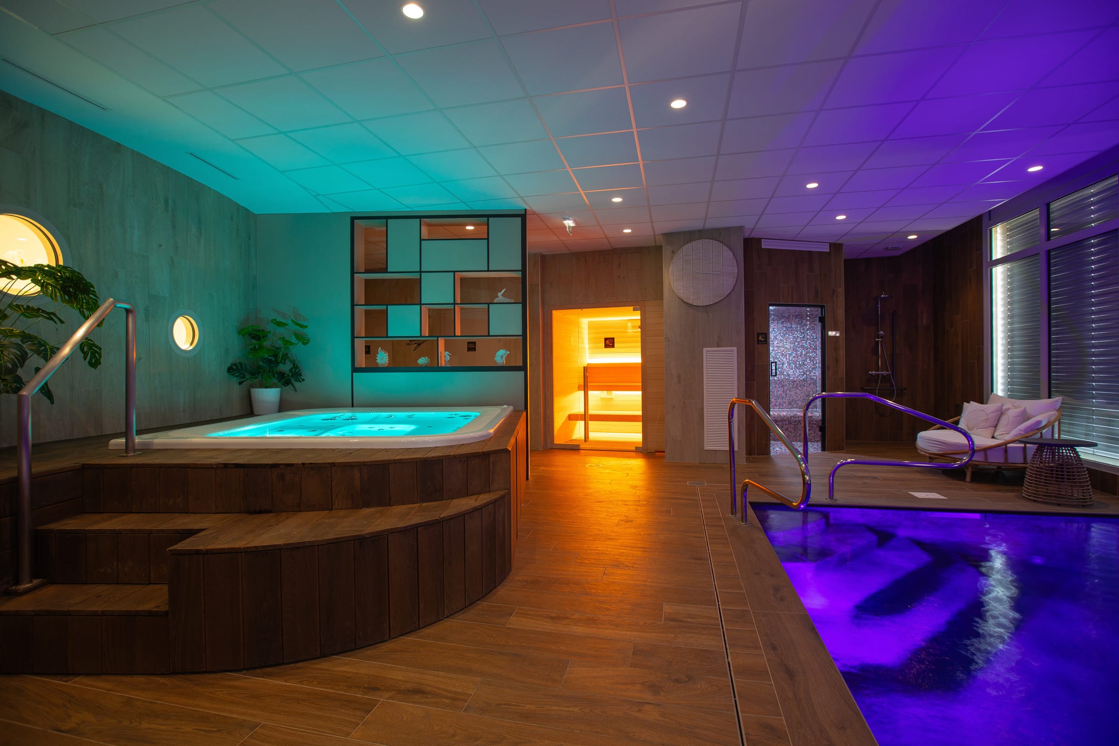 Espace bien-être des Chaptalines avec piscine, jacuzzi, sauna et hammam